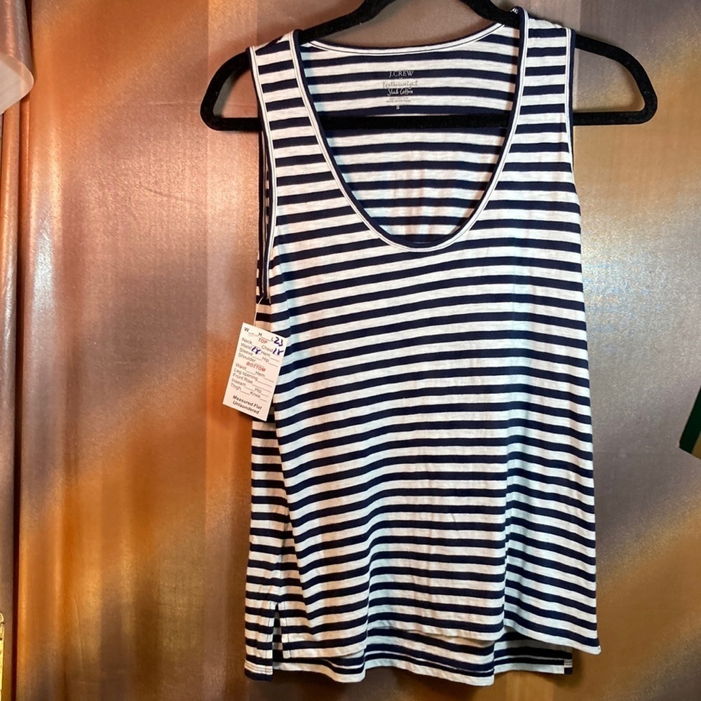 J. crew featherweight Slub Cotton size S.‎ 36” chest. B3